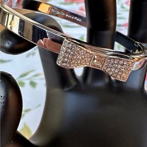 ♠️ Kate Spade Silver Bow And Pave Bangle Bracelet ♠️